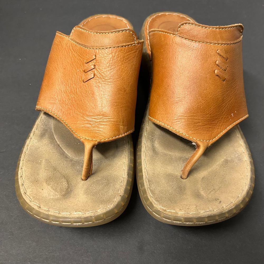 Dr. Martens 8B03 Thong Sandals Womens 7 Tan Leather Good AirWair Slides
